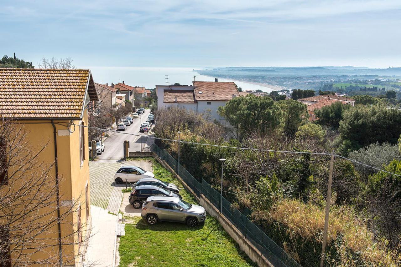 S300 - Sirolo, Trilocale Vicino Al Centro Con Vista Mare Apartment Екстериор снимка